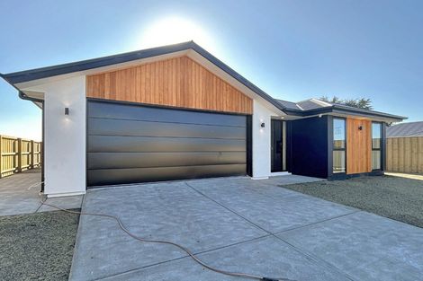 Photo of property in 51 Mehrtens Crescent, Woodend, 7691