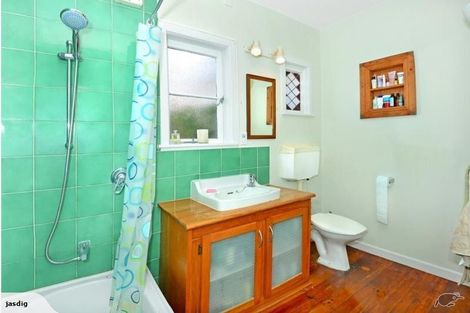 Photo of property in 135a Mokoia Road, Birkenhead, Auckland, 0626