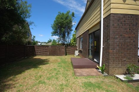 Photo of property in 4/58 Hayr Road, Three Kings, Auckland, 1042
