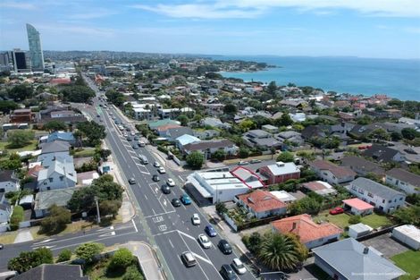 Photo of property in 366 Lake Road, Takapuna, Auckland, 0622