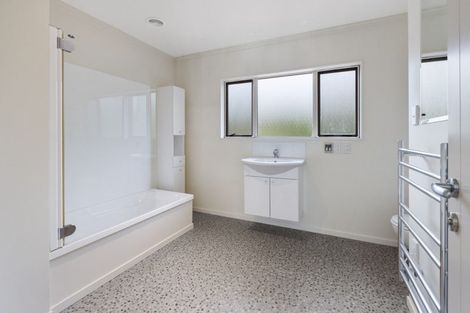 Photo of property in 268 Turitea Road, Turitea, Palmerston North, 4472