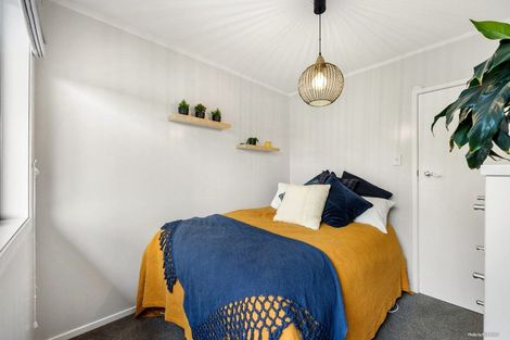 Photo of property in 3 Realm Place, Massey, Auckland, 0614