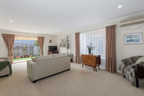 Photo of property in Cotswold Court, 6/8 Cheyne Road, Pyes Pa, Tauranga, 3112