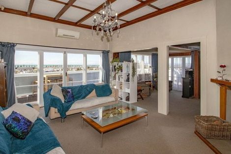 Photo of property in 14 Guys Hill Road, Hospital Hill, Napier, 4110