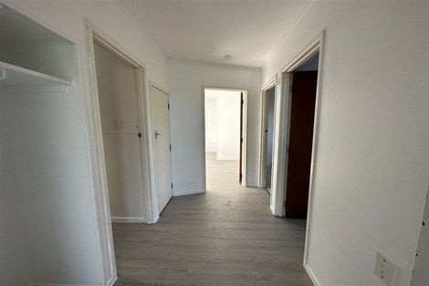 Photo of property in 140a Golf Road, Titirangi, Auckland, 0600