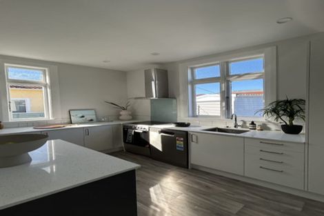 Photo of property in 36 Stone Street, Miramar, Wellington, 6022