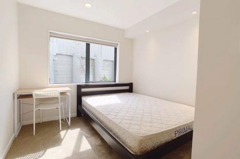 Photo of property in 10d Woodall Place, Totara Vale, Auckland, 0627