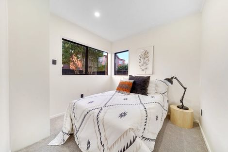 Photo of property in 1/554 Weymouth Road, Weymouth, Auckland, 2103