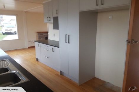 Photo of property in 51 Farquhar Road, Glendene, Auckland, 0602