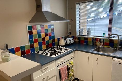 Photo of property in 5f Duke Street, Mount Victoria, Wellington, 6011