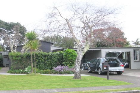 Photo of property in 4 Fairway Avenue, Mount Maunganui, 3116