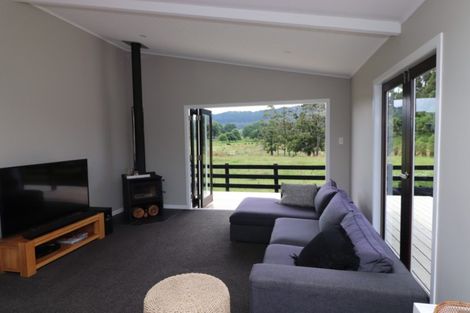 Photo of property in 1281 Whangaripo Valley Road, Whangaripo, Wellsford, 0972