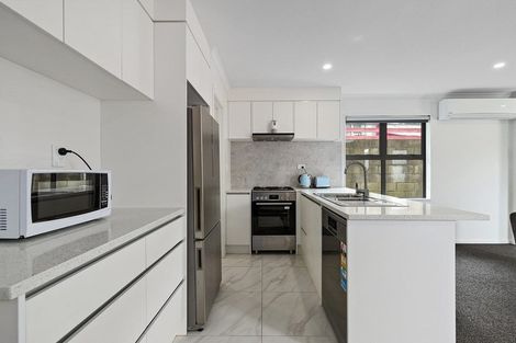 Photo of property in 2/29 May Street, Hamilton East, Hamilton, 3216