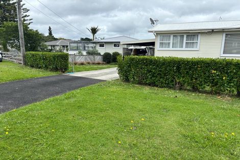 Photo of property in 1/80 Gloria Avenue, Te Atatu Peninsula, Auckland, 0610