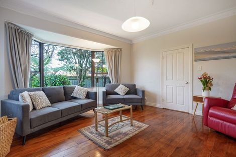 Photo of property in 6 Centennial Drive, Hokowhitu, Palmerston North, 4410