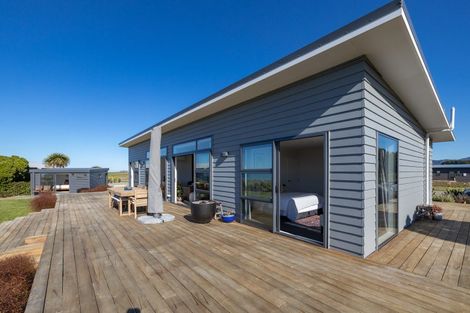Photo of property in 37 Rochdale Road, Riversdale Beach, Masterton, 5872