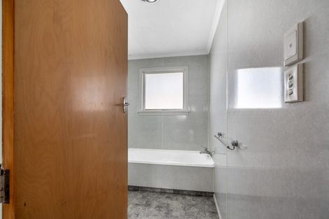 Photo of property in 12 Kinmont Crescent, Newfield, Invercargill, 9812