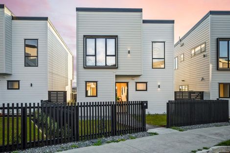 Photo of property in 10 Greenbrier Street, Westgate, 0814