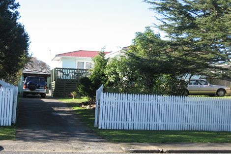Photo of property in 14 Claymore Street, Manurewa, Auckland, 2102