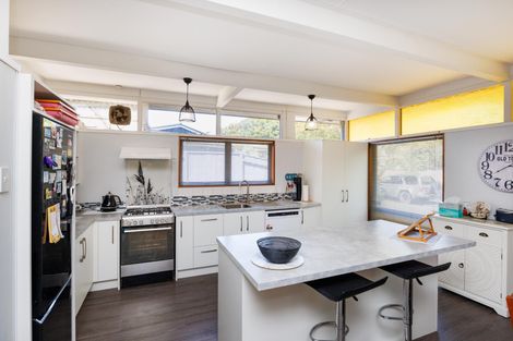 Photo of property in 36 Chippendale Crescent, Highbury, Palmerston North, 4412