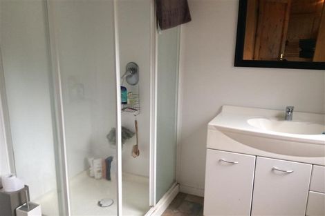 Photo of property in 30a Mackinnon Terrace, Sunshine Bay, Queenstown, 9300