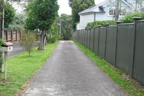 Photo of property in 48 Bassett Road, Remuera, Auckland, 1050