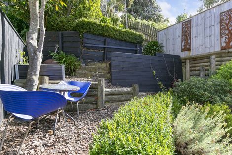 Photo of property in 17 Upper Bourke Street, Kilbirnie, Wellington, 6022