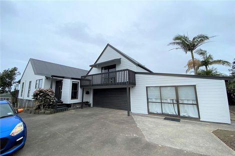 Photo of property in 8 Panorama Court, Red Beach, 0932