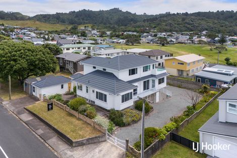 Photo of property in 24 Leo Street, Waihi Beach, 3611