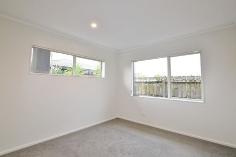 Photo of property in 9 Judd Place, Orewa, 0931