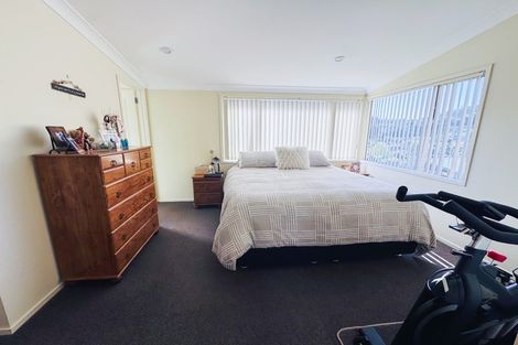 Photo of property in 5 Coralsea Way, Arkles Bay, Whangaparaoa, 0932