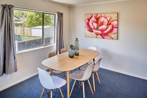 Photo of property in 4a Glenbrook Grove, Naenae, Lower Hutt, 5011