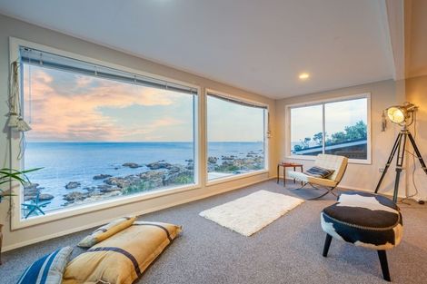 Photo of property in 148 The Esplanade, Houghton Bay, Wellington, 6023