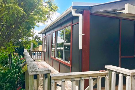 Photo of property in 7 Snowden Place, Raglan, 3225