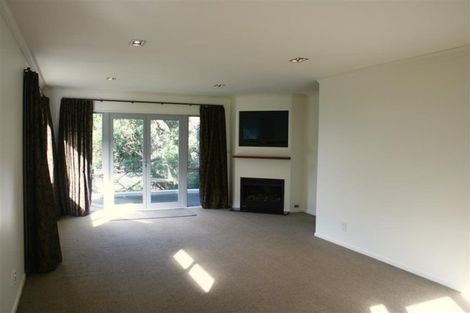 Photo of property in 15 Onslow Road, Khandallah, Wellington, 6035