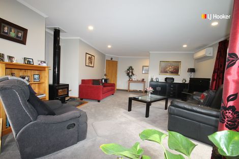 Photo of property in 15 Silverstream Drive, Mosgiel, 9024