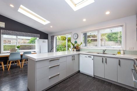 Photo of property in 84 Tennyson Street, Sydenham, Christchurch, 8023