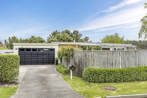 Photo of property in 142 Kahu Road, Paremata, Porirua, 5024