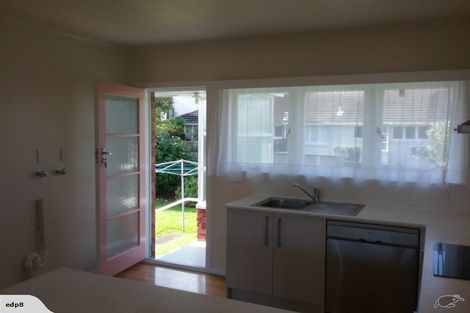 Photo of property in 4/17a Anzac Street, Takapuna, Auckland, 0622