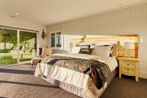 Photo of property in 28 Hanlow Place, Pyes Pa, Tauranga, 3112