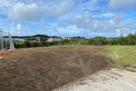 Photo of property in 10 Kakariki Lane, Waiwhakaiho, New Plymouth, 4312