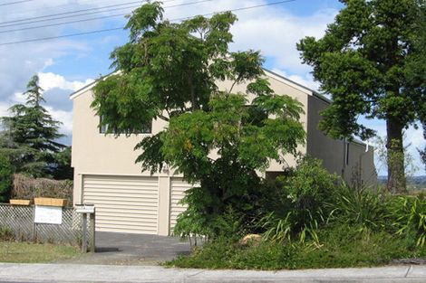 Photo of property in 151 Luckens Road, West Harbour, Auckland, 0618