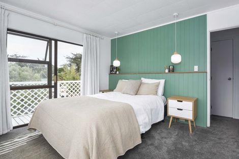 Photo of property in 103 Brian Crescent, Stanmore Bay, Whangaparaoa, 0932