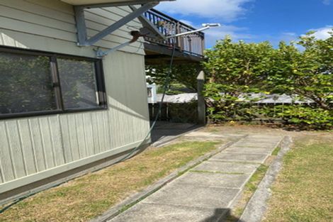 Photo of property in 2/34 Alexander Avenue, Torbay, Auckland, 0630