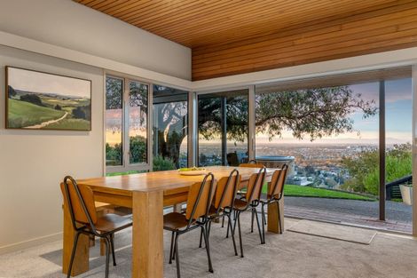 Photo of property in 117 Holliss Avenue, Cashmere, Christchurch, 8022
