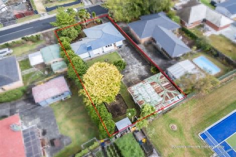 Photo of property in 3 Tamariki Avenue, Kelston, Auckland, 0602
