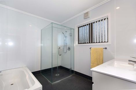 Photo of property in 28 Farmer Street, Te Aroha, 3320