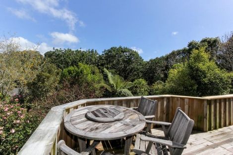 Photo of property in 22b Sequoia Grove, Merrilands, New Plymouth, 4312