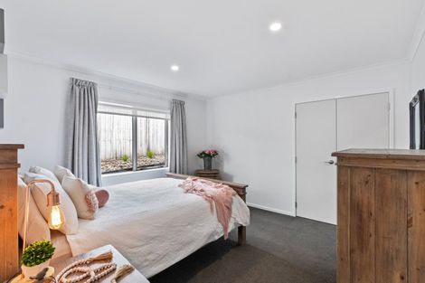 Photo of property in 43 Abby Close, Pukekohe, 2120