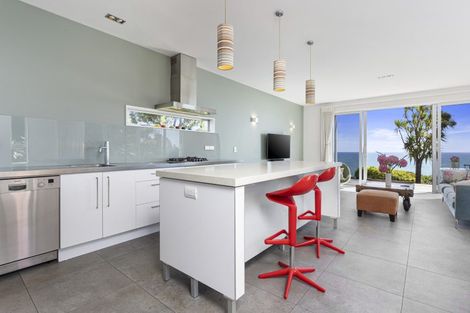 Photo of property in 411 Oaia Road, Muriwai, 0881